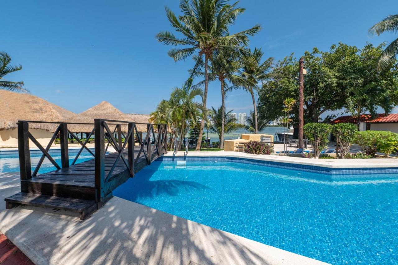 Hotel Imperial Laguna Faranda Канкун Экстерьер фото