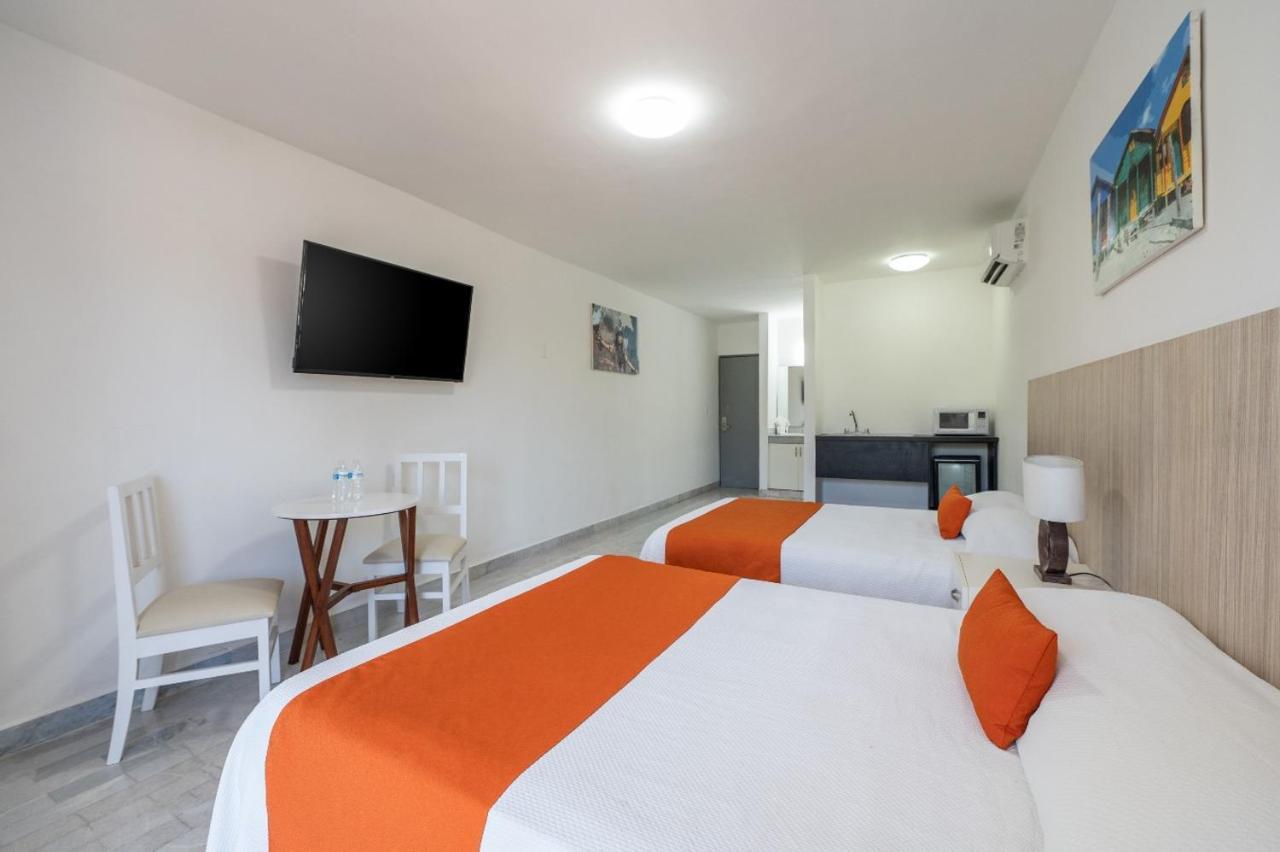 Hotel Imperial Laguna Faranda Канкун Экстерьер фото